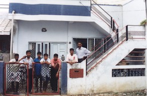 dhi-ind-52.jpg (22285 bytes)