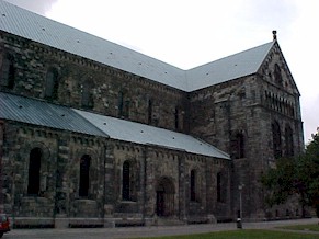 lund10.jpg (21433 bytes)