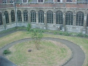 park015.jpg (23235 bytes)