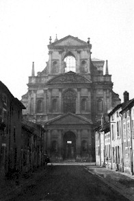 IMPontAuMousson02.jpg (17669 bytes)