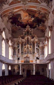 Organ.jpg (23379 bytes)