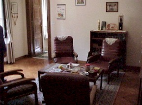 Curia23.jpg (22425 bytes)