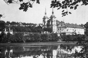 IMSiloeZeliv77.jpg (23341 bytes)